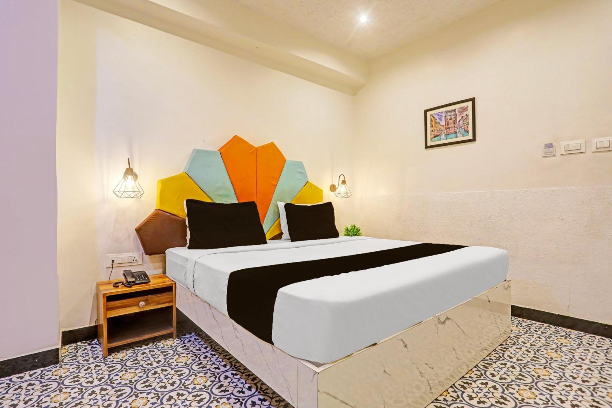 Super Townhouse Cantonment Varanasi Formerly Sarin Inn Екстер'єр фото