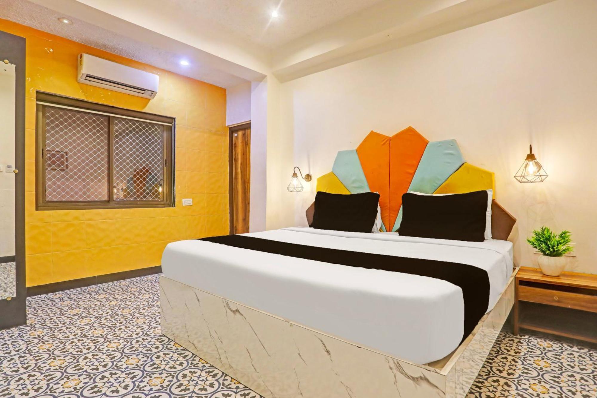 Super Townhouse Cantonment Varanasi Formerly Sarin Inn Екстер'єр фото